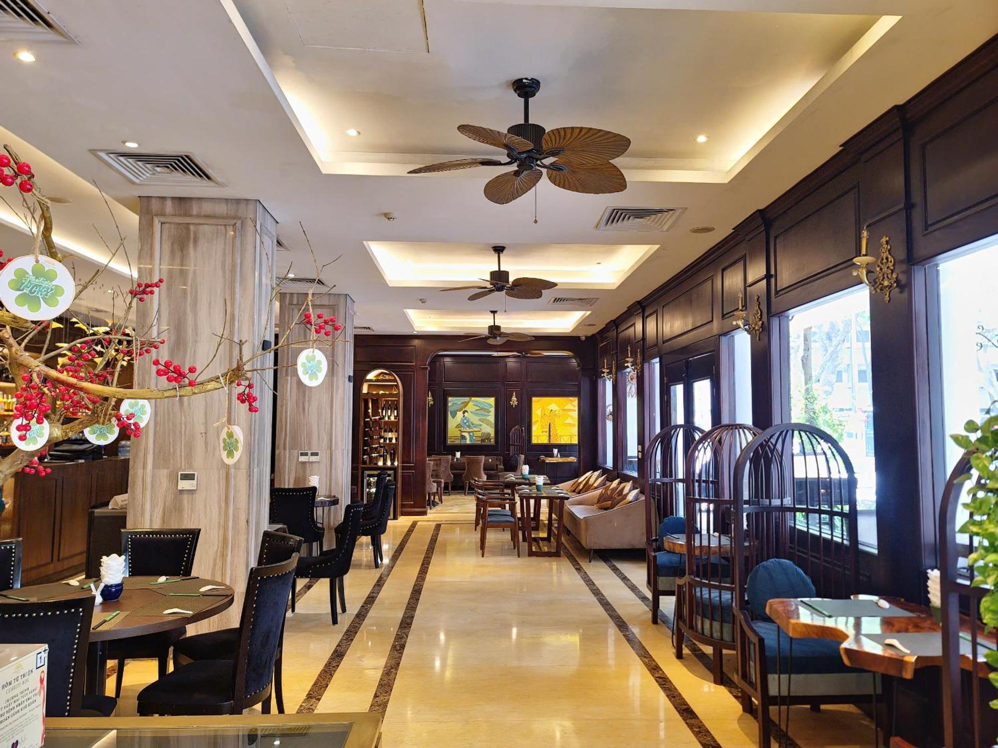 Thang Long Opera Hotel Hanoi Exteriör bild